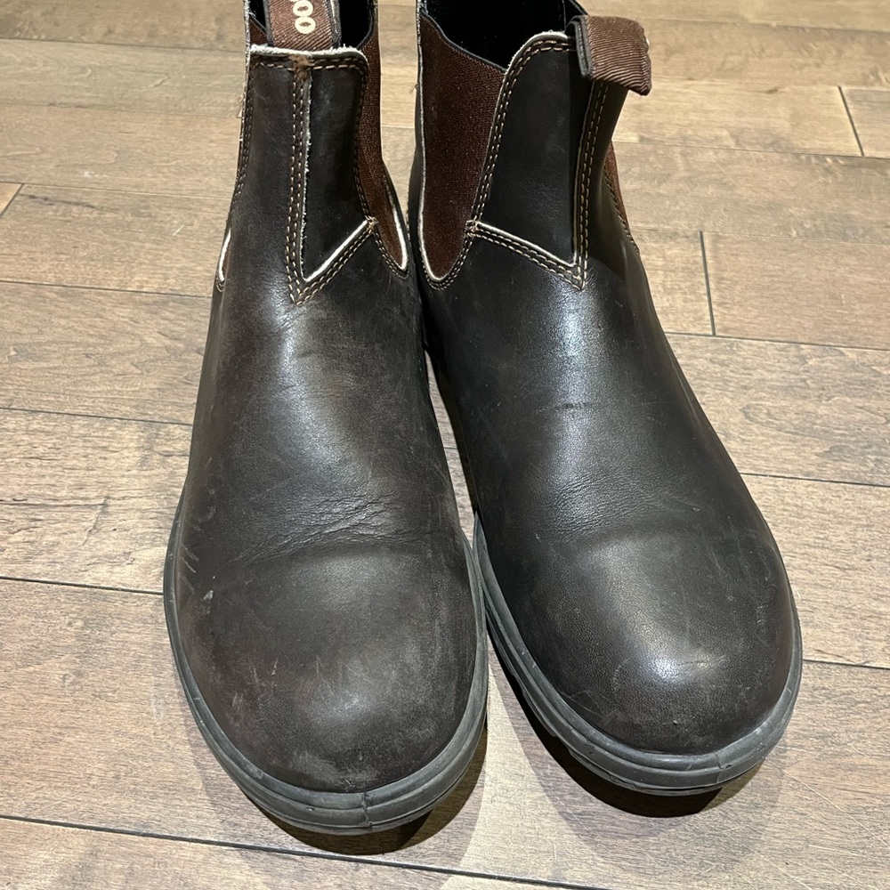 Men’s Brown Blundstone Boots Size US 12 (AU/UK 11)